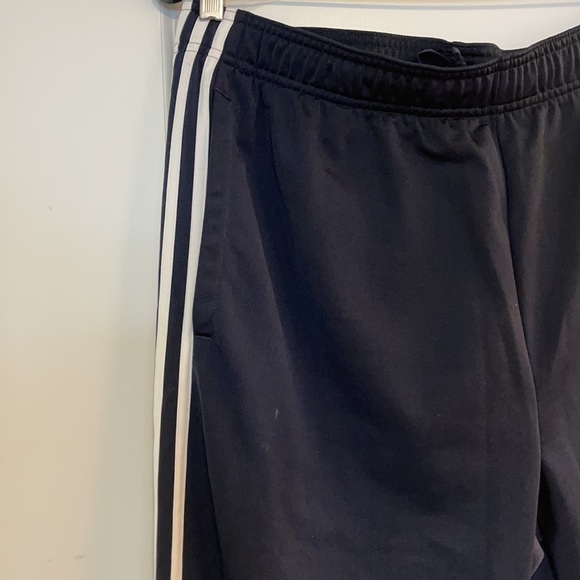 Adidas xl 3 stripe black joggers xl shiny silky feel - Picture 3 of 7